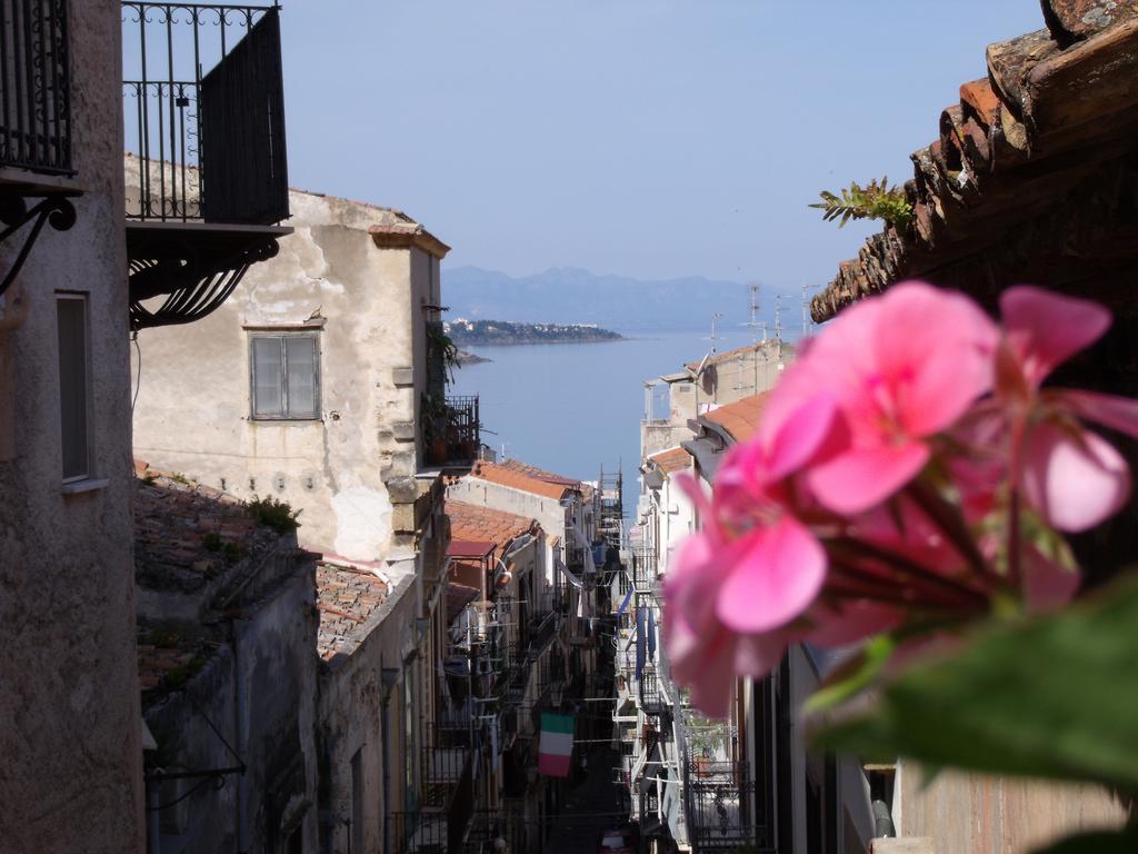 Bed And Breakfast L&P Cefalù Kültér fotó
